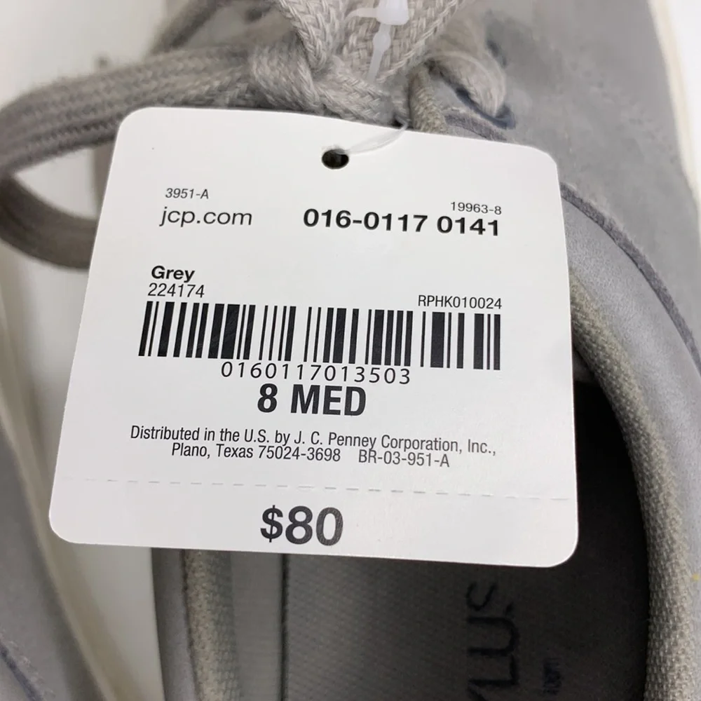 STYLUS Sneakers Gray Suede Trim SAUNTER Memory Foam Insoles NWT 8 Medium